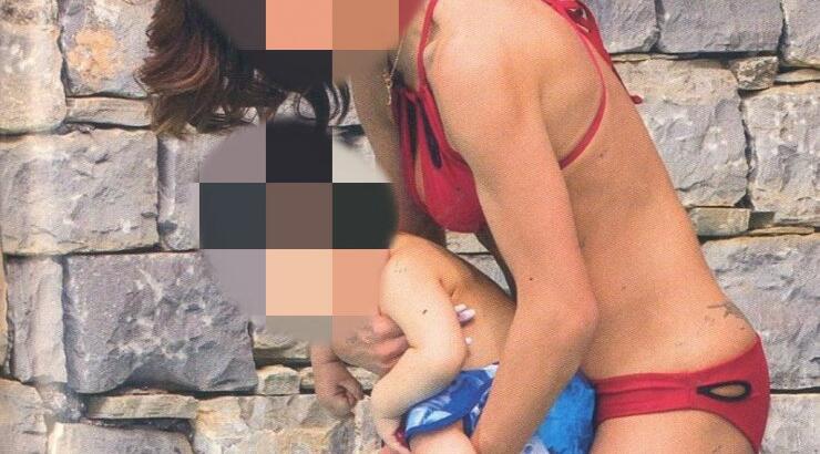 Κύπρια τραγουδίστρια για μπάνιο με τον γιο της [εικόνες]