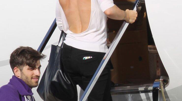 Η Pink και το προσωπικό της αεροπλάνο!