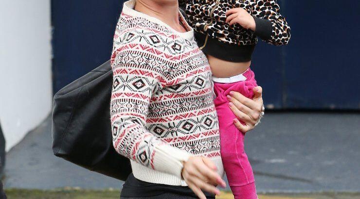 Η κόρη της Pink θέλει σπίτι και αυτοκίνητο-και είναι μόλις δύο χρονών!