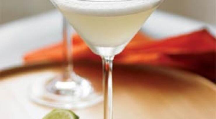 7+1 παραδοσιακά ποτά που πρέπει να δοκιμάσετε έστω μία φορά