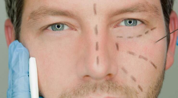 Η πλαστική χειρουργική δεν είναι μόνο γυναικείο προνόμιο