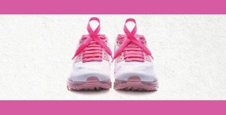 Πορεία με τις ροζ φιγούρες!