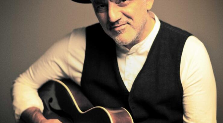 Έρχεται ο Νίκος Πορτοκάλογλου