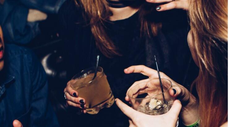 Πέντε λόγοι που το αλκοόλ μπορεί να επηρεάσει τη ρουτίνα εκγύμνασης σου