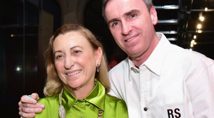Ο οίκος Prada ενώνει τις δυνάμεις του με τον Raf Simons