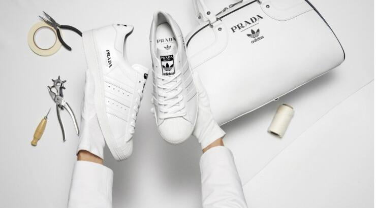 Μόλις είδαμε τα δυο πρώτα fashion items της συλλογής Prada x Adidas