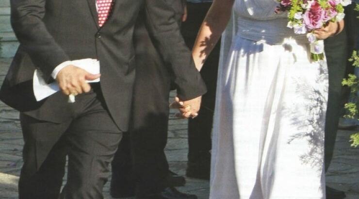 Οι πρώτες φωτογραφίες από τον γάμο του Νίκου Ψαρρά!