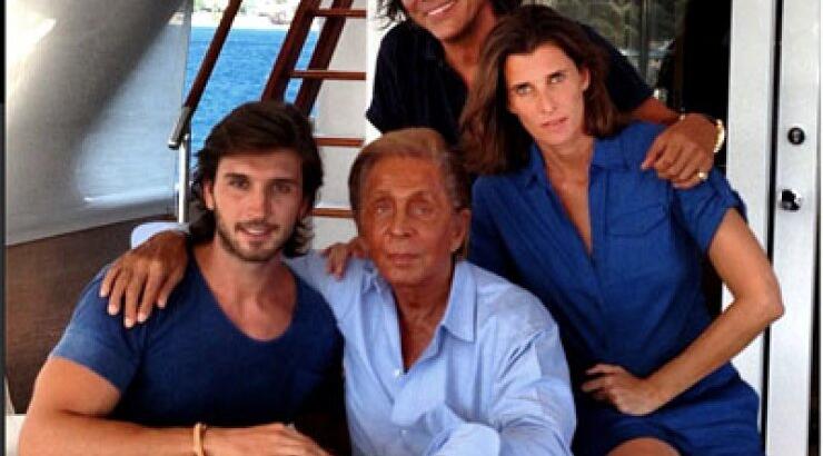 Ηλίας Ψινάκης: Στο σκάφος με τους διάσημους φίλους του 