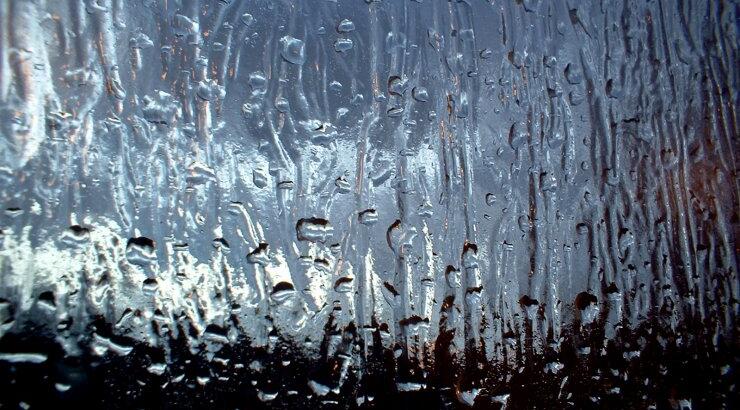 Βροχές και άνοδος της θερμοκρασίας 