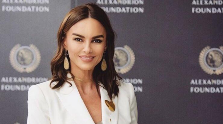 Δείτε τη minimal τούρτα γενεθλίων της Ramona Filip Τορναρίτη 