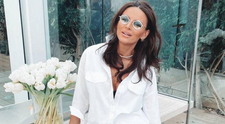 H Ramona Filip σου δείχνει πως να δημιουργήσεις ένα comfy look με τις high-knee boots σου