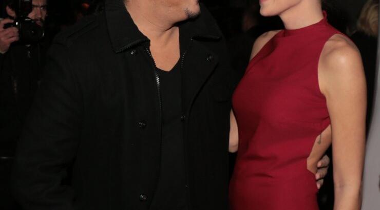 Αντώνης Ρέμος – Υβόννη Μπόσνιακ: Βρήκαμε το προσκλητήριο του γάμου τους τέσσερις ημέρες πριν παντρευτούν!