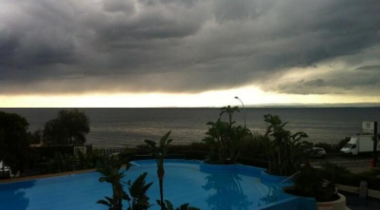 Ποια Ελληνίδα μοντέλο και παρουσιάστρια όταν ξυπνά, αντικρίζει αυτή τη θέα; 