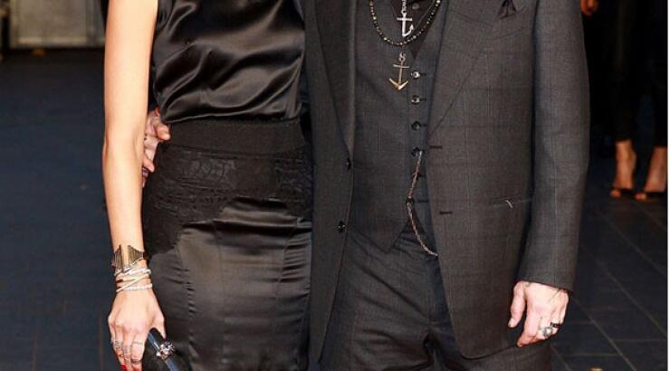 Ο βοηθός του Depp περνά στην αντεπίθεση: Ψεύτικα και ύποπτα τα sms της Amber Heard!