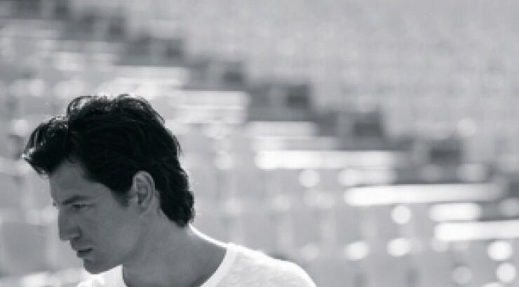 Σάκης Ρουβάς: Τι απαντά σε όσους πιστεύουν πως η επιλογή του να παίξει στο αρχαίο θέατρο ήταν τολμηρή!