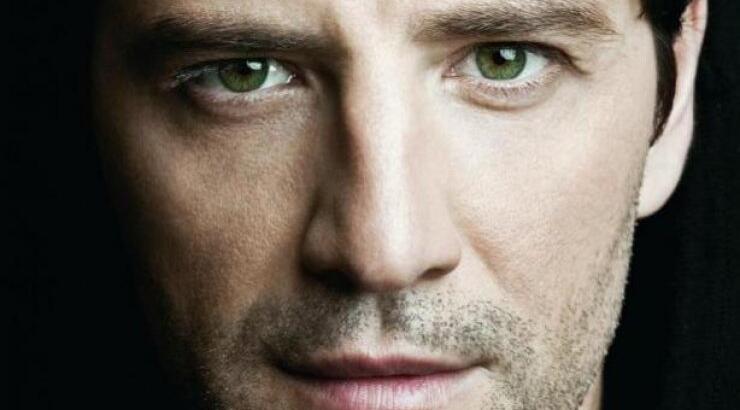 Ο Σάκης Ρουβάς γιορτάζει μαζί με την οικογένειά του την μέρα του εθελοντισμού [video]