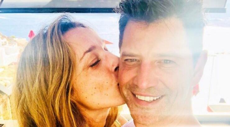 Ο Σάκης Ρουβάς ανατρέπει όλα όσα ξέραμε για τη γνωριμία του με την Κάτια Ζυγούλη 