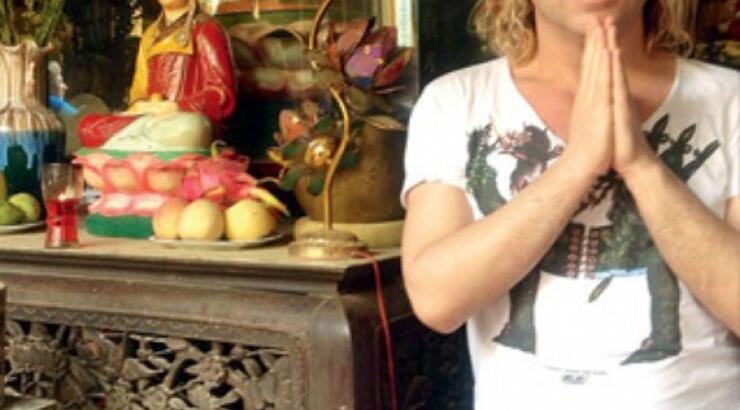 Ο Τρύφωνας Σαμαράς στην Καμπότζη