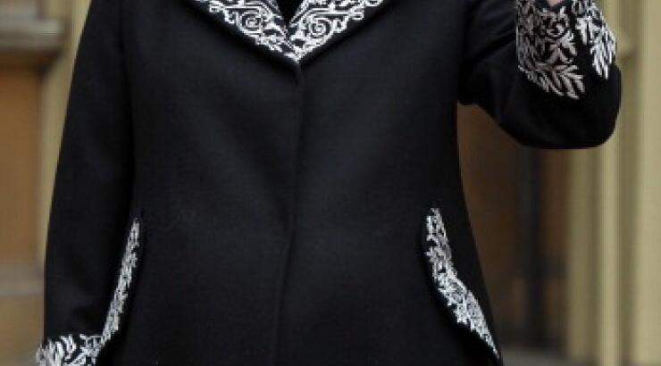  H σχεδιάστρια του πριγκηπικού νυφικού βραβεύτηκε