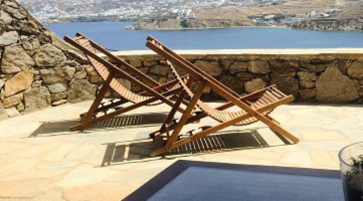 Αυτό είναι το σπίτι επώνυμης Κύπριας στη Μύκονο!