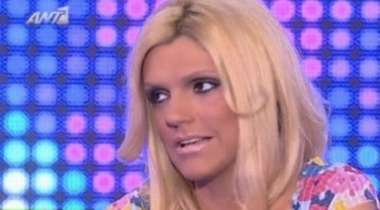 Σάσα Σταμάτη: "Ο Μουτσινάς είναι κοντός"