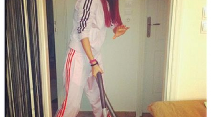 Η Στικούδη κάνει φασίνα!