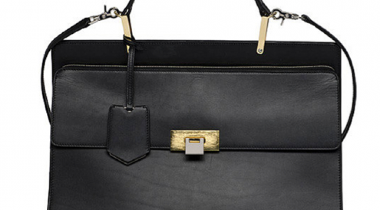 Αυτές είναι οι νέες Balenciaga