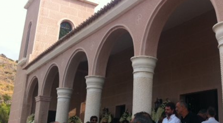 Σε εξέλιξη η νεκρώσιμος ακολουθία στη Χαλκίδα