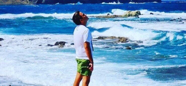 Πασίγνωστος Έλληνας δημοσιογράφος παντρεύτηκε με τον σύντροφό του! Oι πρώτες φωτογραφίες