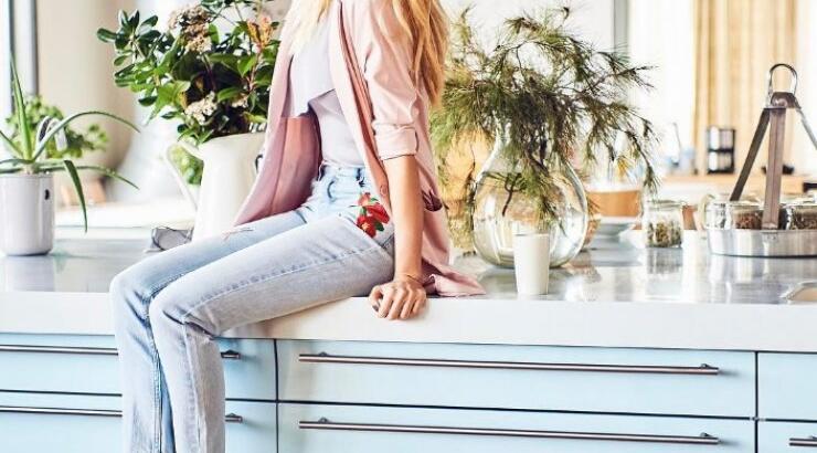 Πρώτη πρόβα νυφικού για τη Δούκισσα Νομικού