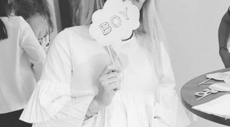 Ήβη Κυπριανού: Στο 9ο μήνα της εγκυμοσύνης της με μαγιό