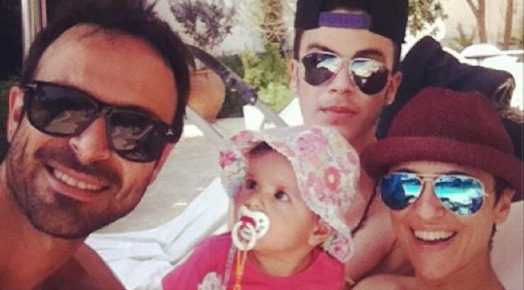 Ο Κωνσταντίνος Χριστοφόρου σε τρυφερές στιγμές με την οικογένειά του!