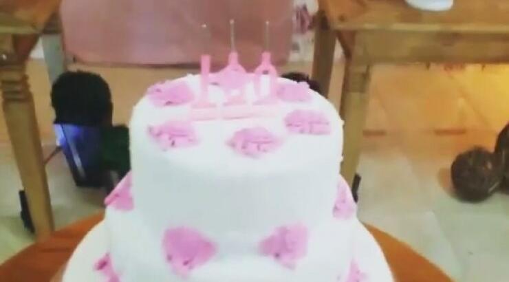 Ποιά επώνυμη Κύπρια βρέθηκε στο γενέθλιο party της γιαγιάς της που συμπλήρωσε τα 100 χρόνια ζωής 