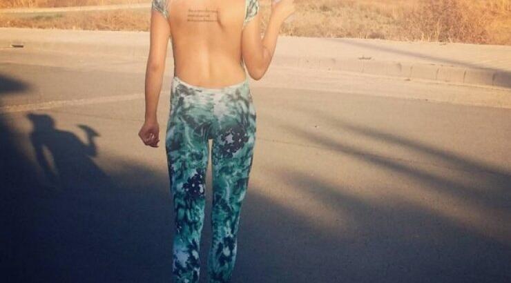 Επώνυμη Κύπρια "κολάζει" το instagram με την πίσω όψη της 