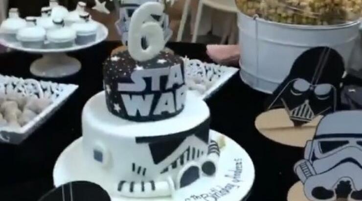 Το party υπερπαραγωγή που διοργάνωσε επώνυμη Κύπρια για τον γιο της