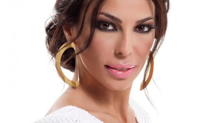 Η Κέλλυ Κελεκίδου μιλάει πρώτη φορά για τη νεογέννητη κόρη της και τη ζωή της στην Αυστραλία