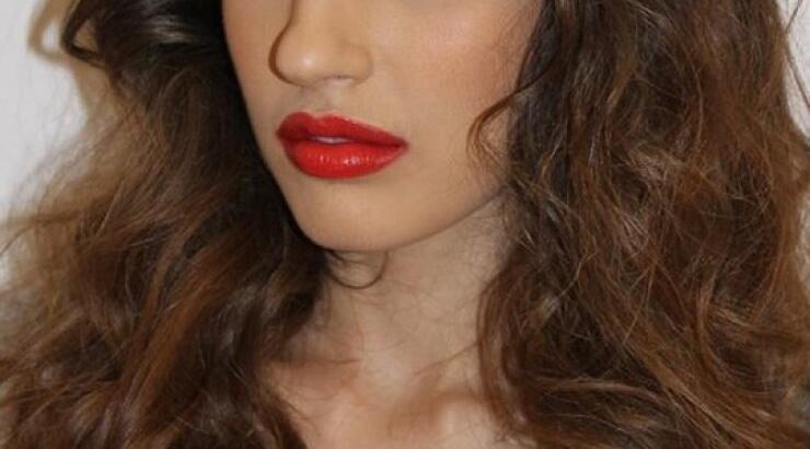 Η sexy φωτογράφηση της Miss Κύπρος 2014, Ραφαέλας Χαραλάμπους, με το σύντροφό της