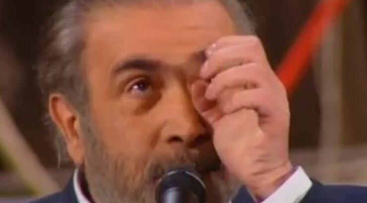 Γιατί δάκρυσε ο Λάκης Λαζόπουλος; [βίντεο]