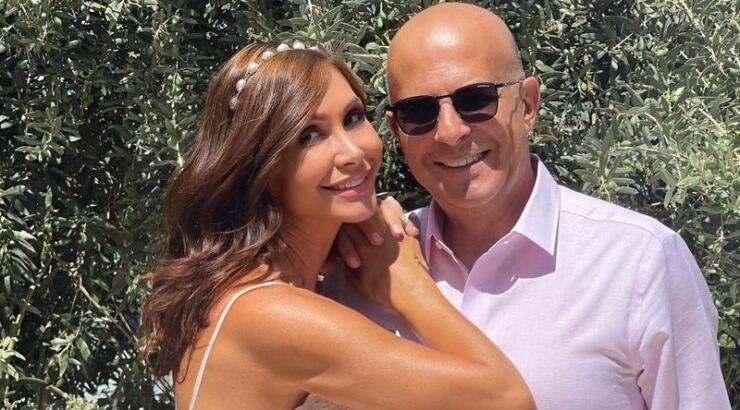 Mάριος Καρογιάν: Το τρολάρισμα που του έκανε η σύζυγος του για τις ενδυματολογικές του επιλογές