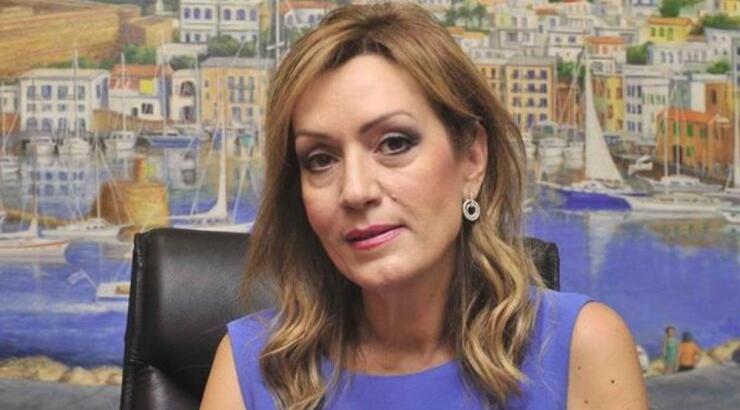 Ειρήνη Χαραλαμπίδου: Εμφανίστηκε με νέο καρέ haircut και της ταιριάζει πολύ [εικόνες]