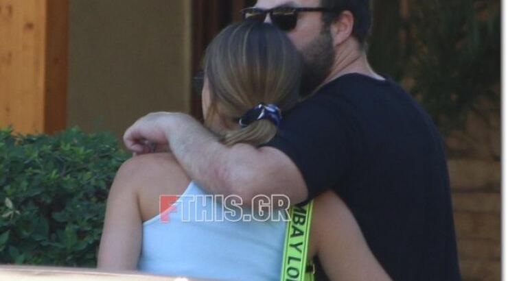 Τρυφερές στιγμές για Ελληνίδα τραγουδίστρια και τον σύντροφό της…