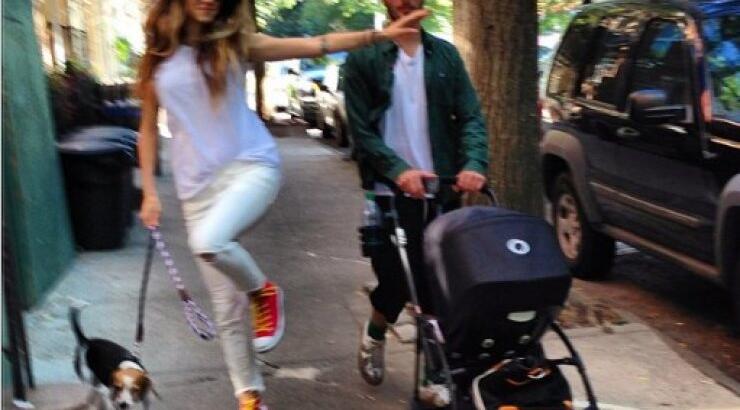 Σοφία Καρβέλα - Θανάσης Πανουργιάς: Κυριακάτικη έξοδος με τον Νίκο jr!