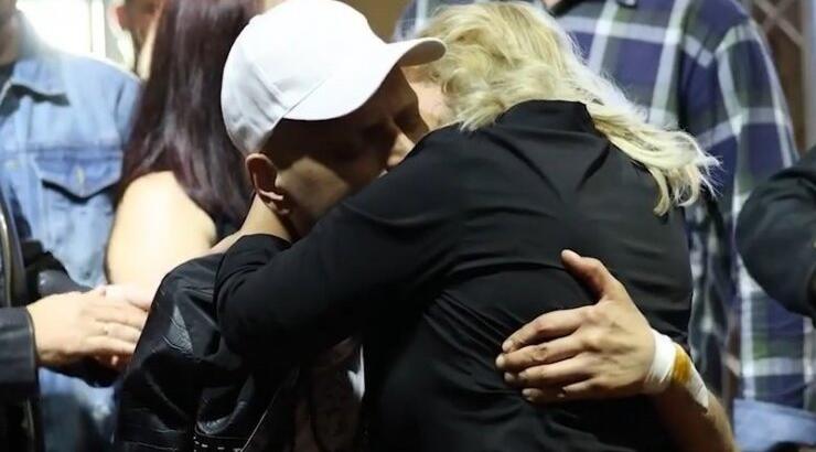 Συγκλονίζει το μήνυμα Έλληνα τραγουδιστή στη γυναίκα του: "Συγγνώμη που αρρώστησα"