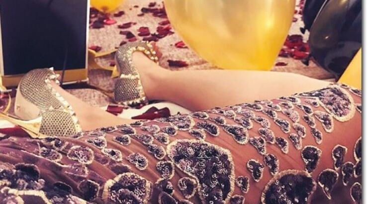 Γνωστή Κύπρια σχεδιάστρια είχε γενέθλια και ο σύντροφός της, της ετοίμασε μια άκρως ρομαντική μέρα σε... [εικόνες]