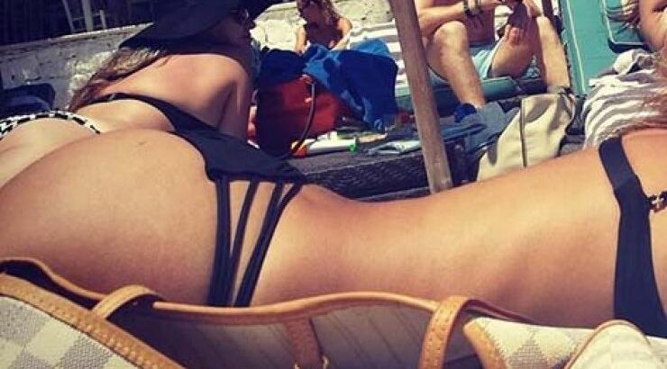 Η σέξι Κύπρια που ανεβάζει την θερμοκρασία της Μυκόνου με το... 
