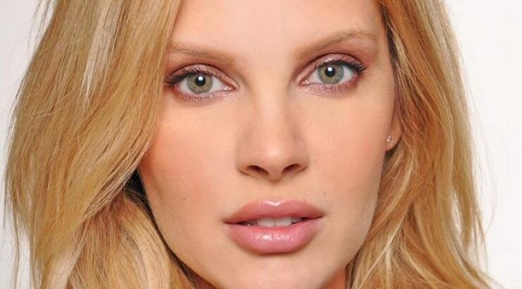 Δείτε τον κούκλο σύντροφό της Χριστίνας Αλούπη!