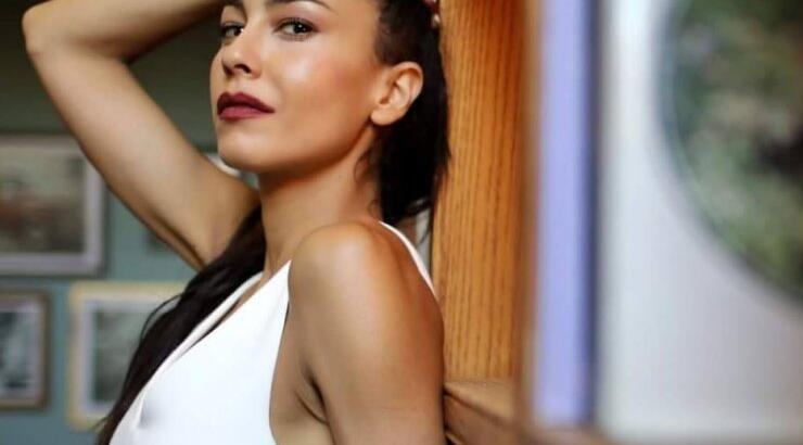 Δείτε τη Βαρβάρα Λάρμου με μαγιό χωρίς ρετούς