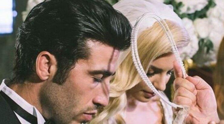 Άντρη Καραντώνη: Οι εικόνες που δεν είδαμε ποτέ από τον γάμο της!