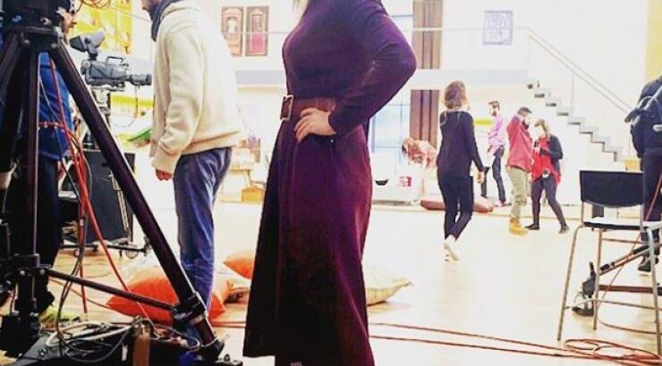 Η Αλεξάνδρα Κατσαΐτη σου δείχνει πως μπορείς να φορέσεις το λευκό και τον χειμώνα