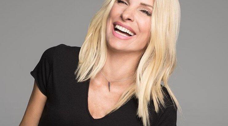 Ελένη Μενεγάκη: Σε ποιον επώνυμο Έλληνα έστειλε μήνυμα αγάπη χθες βράδυ μέσα από το instagram 